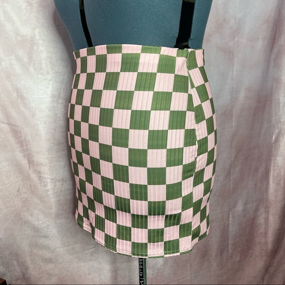 Dolls kill X New girl Order Ribbed Checkerboard Mini Skirt NWT Sizes 2X & 3X - Picture 3 of 12